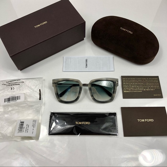 New Tom Ford Lara-02 Grey Square Sunglasses - Picture 2 of 16